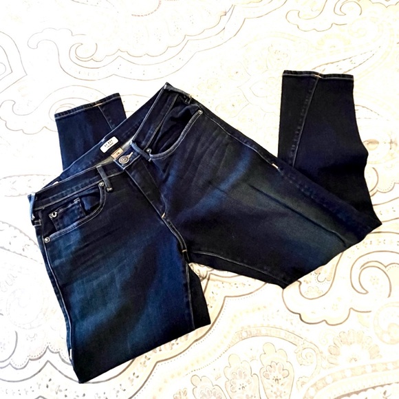 True Religion Slim Boyfit Denim Jeans - Picture 3 of 10